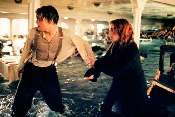 3 - TITANIC (1997) Presupuesto: 294.4 millones, Recaudación mundial: 2.2 billones